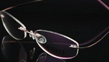 在昆明配不锈钢眼镜框，重量问题需知晓